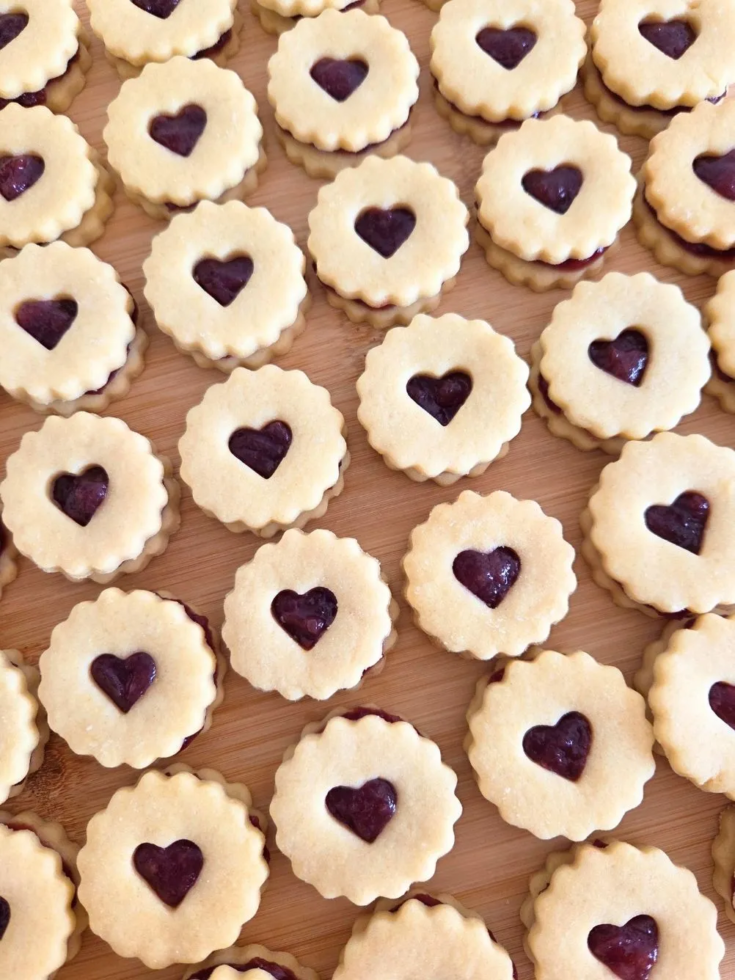Linzer cookies recipe