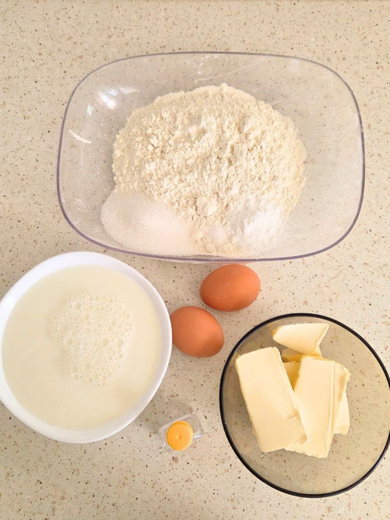 easy waffle recipe - fluffy homemade vanilla waffles