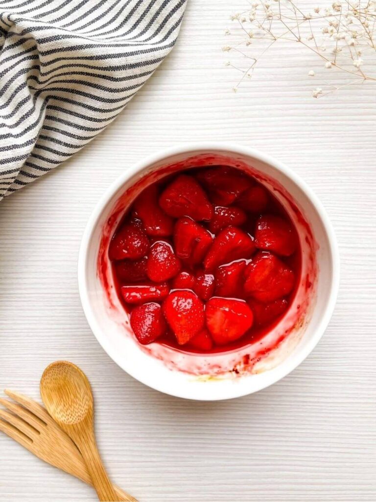 Strawberry Dutch Baby Pancake Recipe